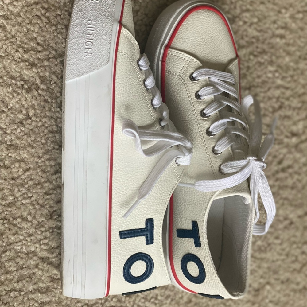 Tommy Hilfiger Cream Sneakers with Red and Blue Accents
